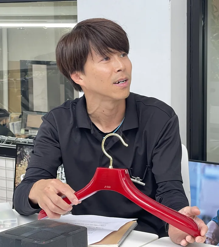 Sakurai Meister, who is responsible for shaping