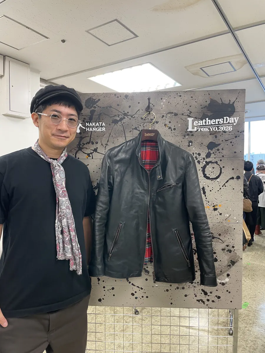 フォトブースで撮影したレザージャケット