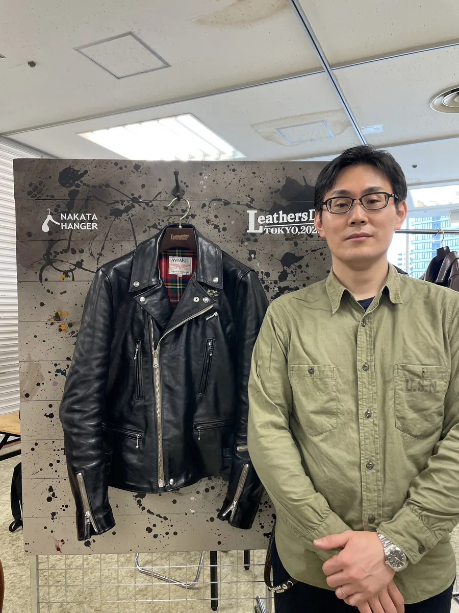 フォトブースで撮影したレザージャケット