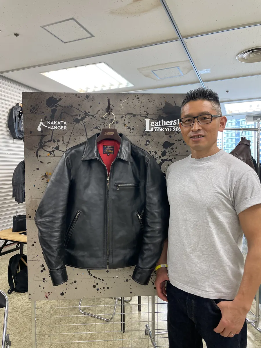 フォトブースで撮影したレザージャケット